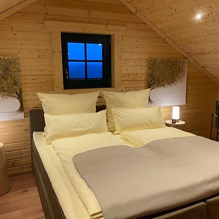 Holzhaus Onkel Fritz Mit Sauna Und Whirlwanne Esch  Exteriér fotografie