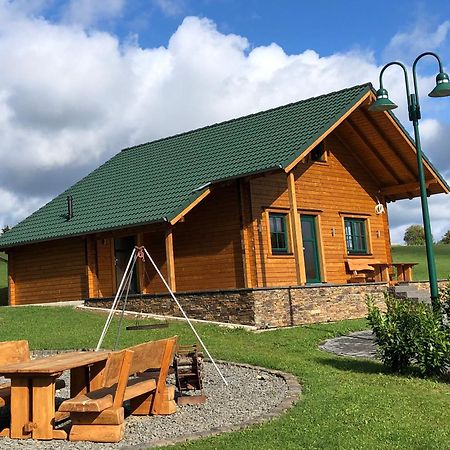 Holzhaus Onkel Fritz Mit Sauna Und Whirlwanne Esch  Exteriér fotografie